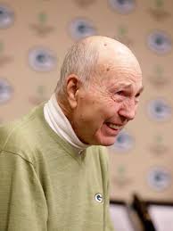 Bart Starr donates memorabilia to Packers Hall of Fame
