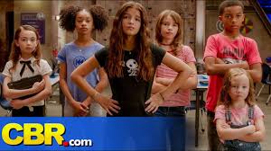 Inicia con una serie de invasores alienígenas que llegan a tierra con el firme propósito de secuestrar a todos los superhéroes. Interview We Can Be Heroes Yaya Gosselin Vivien Lyra Blair Tease Rodriguez S Latest Family Film Youtube