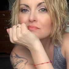 Meaghan Roy's Instagram, Twitter & Facebook