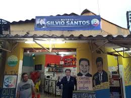 With johnnas oliva, paulo gorgulho, rodrigo fernandes, rodrigo faro. Silvio Santos Out Of Context On Twitter