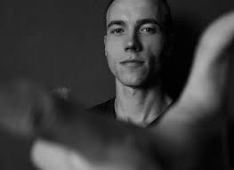 Dash Radio wants to get back to radio's roots with new DJ-curated music  service