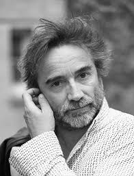 Cendres sur les mains