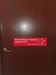 Konpem orang mati rentung terus! This Is The Entrance To The Staircase No Sign Prohibiting Entry Picture Of Pulai Springs Resort Johor Bahru Tripadvisor