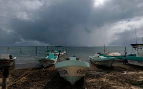 These natural phenomena have caused floods, power outages, loss of crops and damages to housing and roads in the state of yucatan, mexico. Por Huracan Delta Peninsula De Yucatan Recuerda Huracan Wilma 2005