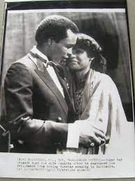 As well as the undisputed welterweight title. Sugar Ray Leonard And His Wife Juanita After He Announced His Retirement From Boxing Original Wire Photograph Boxing Memorabilia Leonard Ray The Originals