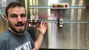 Proyecto GRÚA usando control PID y control P