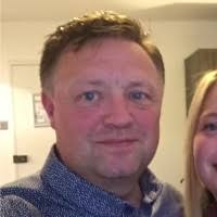 30+ "Derek Mark" profiles