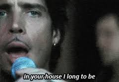 Gibson lanza guitarra ES-335 tributo a Chris Cornell