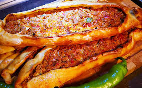 Turkische Rezepte 23 Originale Speisen Aus Der Turkischen Kuche In 2020 Hackfleisch Rezept Rezepte Turkisches Essen Rezepte