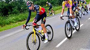 O save on top cycling gear, apparel & more. Sporza On Twitter Wout Van Aert Zal Zich Vandaag En Morgen Sparen In De Verwachte Sprints Want Ik Wil In Tijdrit Gooi Doen Naar Geel Tdf2021 Https T Co U37b2zbyeo Https T Co Fbvin5ap4z