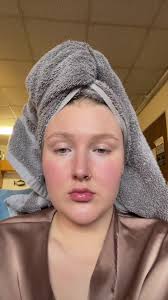 haley (@haley_christiansen)’s videos with No Hands On My Broken Clock