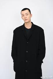 ^ 김민귀, 빅픽처 엔터와 전속계약 모델에서 배우로. ë£¨ì¹´ ê¹€ë¯¼ê·€ ëª¨ë¸ ë°°ìš° ì „í–¥ ì¡°ê¸‰í•¨ ìžˆì—ˆì§€ë§Œ ì„ íƒ í›„íšŒ ì—†ë‹¤ ì—' S ì¸í„°ë·°