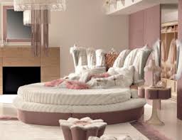 An elegant, sinuous circular bed. Round Beds A Variety Of Models Detailed Specifications Famous Factories Luxury Furniture Mr