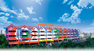 The one academy is one of the country's private institution catering to the arts and design courses. The One Academy Malaysian Arts