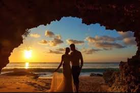 5 Pantai di Bali, yang Cocok untuk Spot Foto Prewedding - Strategi -  Halaman 2