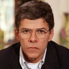 'História de amor': Traiu? Carlos passa a noite na casa de Paula e toma  decisão