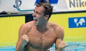 Gold medallist italy's gregorio paltrinieri celebrates with bronze medallist, italy's gabriele detti, after winning the men's swimming 1500m. Gregorio Paltrinieri Il Caimano Del Nuoto Azzurro