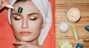 Der sogenannte dermaroller ist bei dermatologen genauso beliebt wie bei anwendern. Microneedling Mit Dem Dermaroller Wie Gut Sind Die Gerate Fur Zuhause
