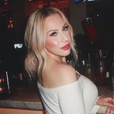 Hey there 🥰  https://www.amazon.com/gp/aw/d/B0DFRD42N1?ref_=dbs_m_mng_wim_calw_tkin_0&storeType=ebooks&qid=1725117109&sr=8-1