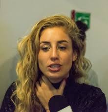 Daniel castro — quédate a mi lado 03:29. Daniela Castro Wikipedija