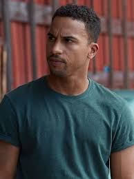 Logan Jonsen Bitten Tv Show It Cast Medical Series