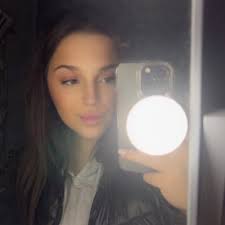 allie speas (@alliespeas)