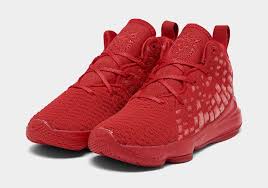 To celebrate its 10th anniversary, the nike lebron 17 'red carpet' is a tribute to the seventh installment of the signature series from 2009. Nike Lebron 17 University Red Carpet Bq3177 600 Release Date Sbd
