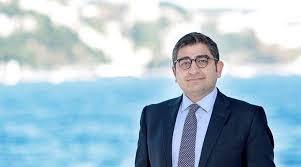 Hakkında kara para aklama ve dolandırıcılık suçlarından dolayı türkiye ve abd tarafından kırmızı bültenle aranan sbk holding patronu sezgin baran korkmaz avusturya polis tarafından saat 15.30 sularında tutuklandı. 8kse6rwwicld9m