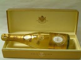 Saudi Man Splurges 136 000 On Vintage Bubbly In Dubai With Images Cristal Champagne Bubbles Champagne