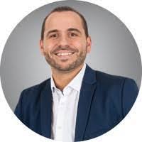 Annette Petrone's Instagram, Twitter & Facebook