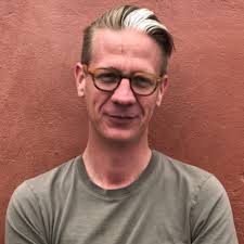 Nik De Dominic posted