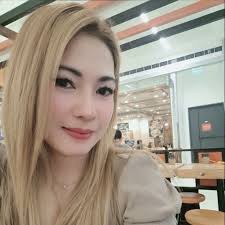 𝗛𝗢𝗟𝗜𝗗𝗔𝗬 𝗚𝗜𝗙𝗧 𝗙𝗔𝗜𝗥 Mayroon ka na bang panregalo ngayong  Pasko? Inaanyayahan ko po kayo na bumisita sa Holiday Gift Fair na  isinasagawa mula ngayon hanggang ika-17 ng Disyembre sa main lobby ng