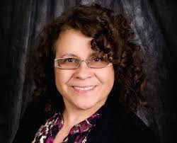 Ellena Smith's Instagram, Twitter & Facebook