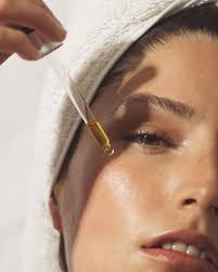 😍РЕКОМЕНДУЕМ на осень-зиму ВСЕМ: БИО Масляная Сыворотка "КОЖА ДЕЛЬФИНА" =  ИДЕАЛЬНО работает с НИЖНЕЙ ТРЕТЬЮ ЛИЦА: НОСОГУБКА, БРЫЛИ, ДРЯБЛОСТЬ ШЕИ! 🐬  В составе: масла Семян Малины, Бораго, Примулы и Жожоба 🔥УСТРАНЯЕТ признаки