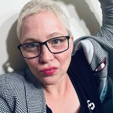 Violet Clark's Instagram, Twitter & Facebook