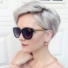 There are options for all the face shapes and hair types. Forget All Your Fine Hair Issues With These 50 Short Haircuts Hair Motive
