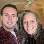 Lori Bolling's Instagram, Twitter & Facebook