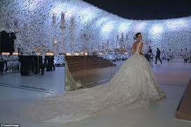 Inside The Extravagant Weddings Of The Very Wealthy Extravagant Wedding Expensive Wedding Dress Wedding Expenses