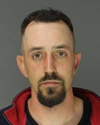 Allen Heck's Instagram, Twitter & Facebook