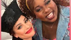 Lea Michele stolz mit neugeborenem Baby in NYC unterwegs