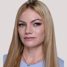 Sarah Getz's Instagram, Twitter & Facebook