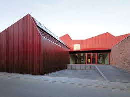 staab architekten zeigen mit dem projekt nya nordiska dass innerstadtische verdichtung auch mit einem produktionsstando staab architekten fassade architektur