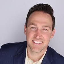 Erick Cifuentes's Instagram, Twitter & Facebook