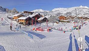 Die pisten liegen zwischen 1.250 und 3.250 metern und versprechen. Skigebiet Montchavin La Plagne Uberblick Informationen Skifahren Montchavin La Plagne