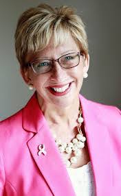 Susan Crum's Instagram, Twitter & Facebook