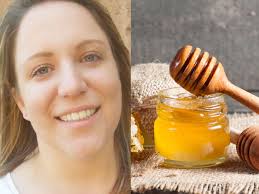 If you do it regularly, the effect is accentuated. Why I Wash My Face With Honey And You Can Too