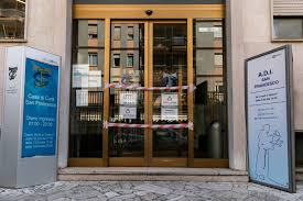 Via del mangano, casa di cura san francesco, ravenna. Il Caso Dell Infermiera No Vax Infetta Che Ha Fatto Tremare La Clinica San Francesco Prima Bergamo