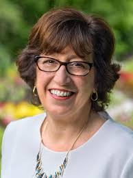 Martha Cornell's Instagram, Twitter & Facebook