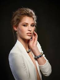 Marina ann hantzis, known professionally as sasha grey, is an american actress, model, writer, musician, and former pornographic actress. Sarah Grey Ladyladyboners