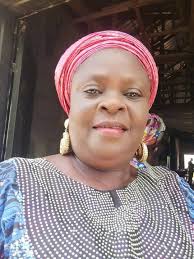 Celebraty Evelyn imuetinyansa ojo fans Amen